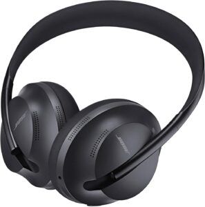 Auriculares Bose Noise Cancelling Headphones 700 con cancelación de ruido activa, diseño ergonómico, sonido de alta calidad, micrófonos integrados para llamadas claras, y control táctil, compatibles con Alexa y Google Assistant para una experiencia auditiva inmersiva y cómoda